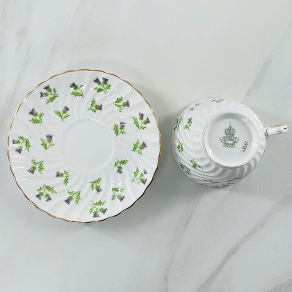 AYNSLEY BONE CHINA TEACUP &  SAUCER SET / PURPLE THISTLE / MADE IN ENGLAND - Picture 7 of 10